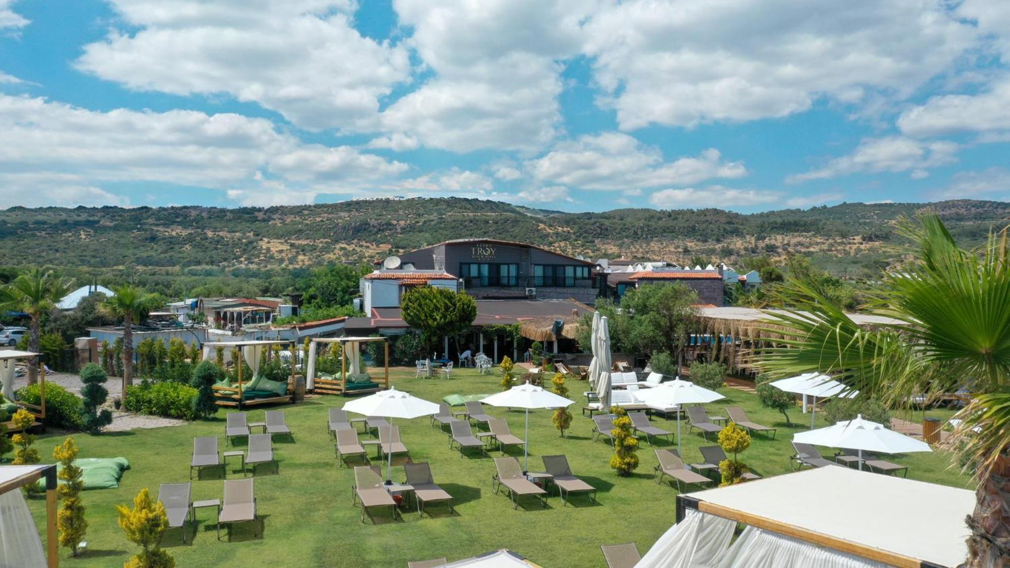 Assos Troy Beach Hotel Exterior photo